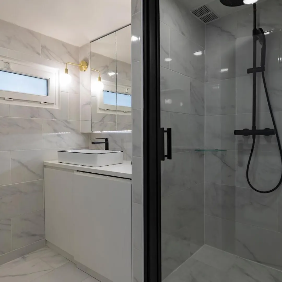 Charming Newly Renovated In The Heart Of St Germain Des Pres Apartment Paris