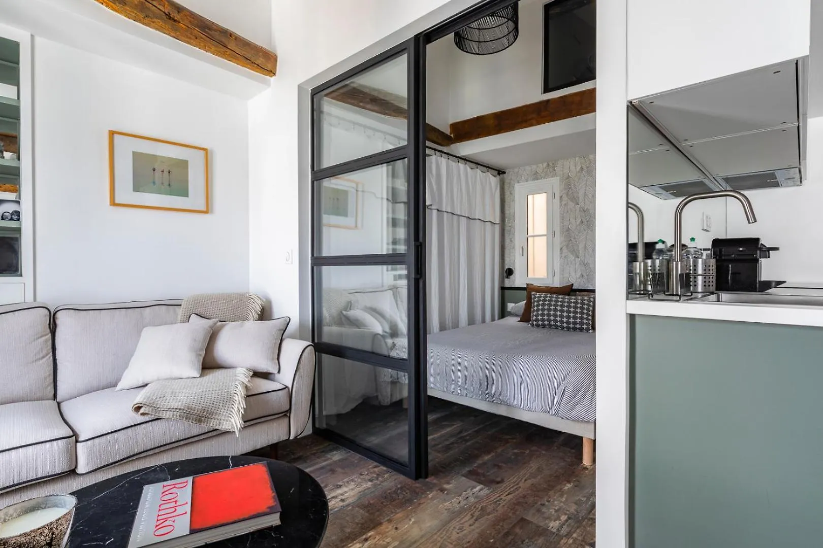 Apartment Charming Newly Renovated In The Heart Of St Germain Des Pres